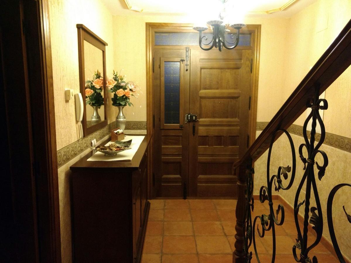 Gasthaus Escapada Delux Ossa de Montiel Exterior foto